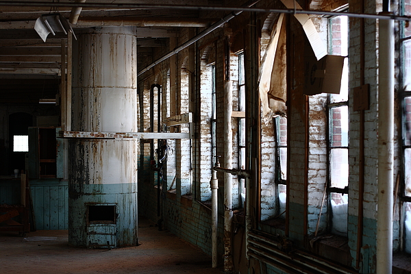 Skinner Unaflow Steam Engine at Nichols and Stone Factory in Gardner, MA