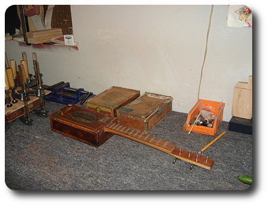 making cigar box guitar