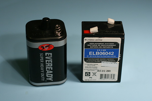 http://www.steampunkworkshop.com/wp-content/uploads/rechargable-lantern-battery-flashlight%20(1).JPG